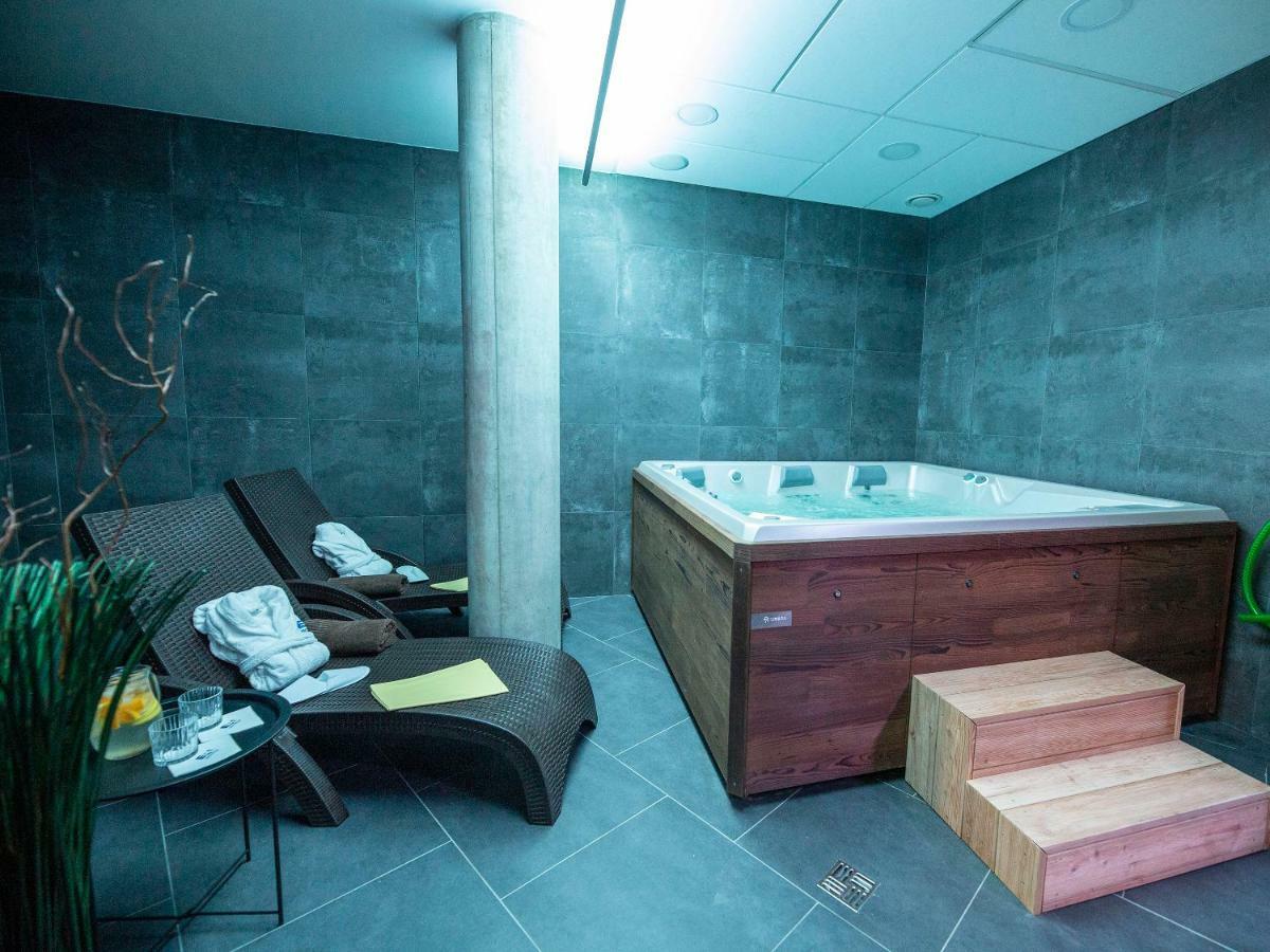 Hotel Tammel Jičín المظهر الخارجي الصورة